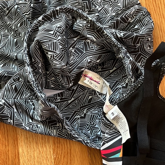 New Free People Movement Onzie Ritual Bra Leggings Set Size Small - Picture 13 of 13